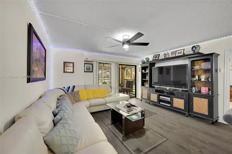 10187 Mangrove Drive Boynton Beach FL 33437