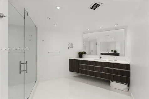 19955 NE 38th Court Aventura FL 33180
