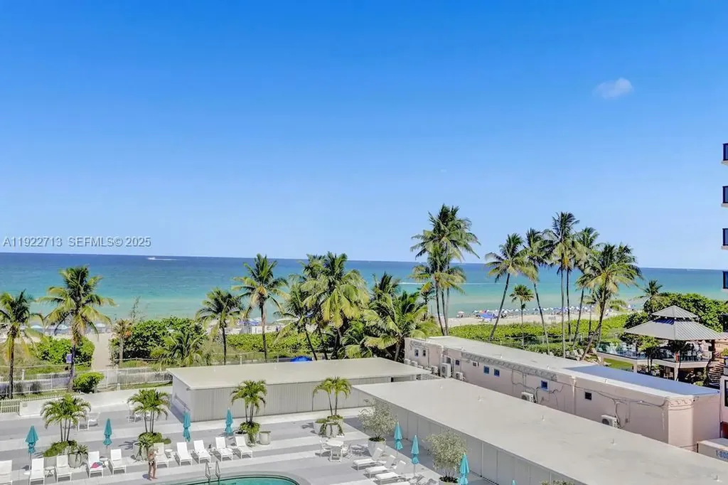 5255 Collins Avenue Miami Beach FL 33140