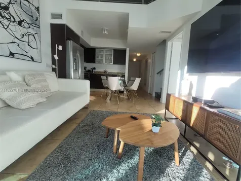 41 SE 5th Street Miami FL 33131