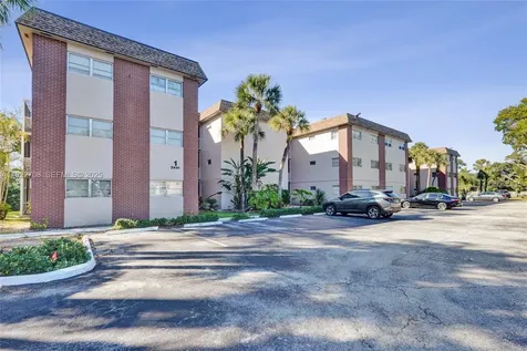 2441 SW 82nd Avenue Davie FL 33324