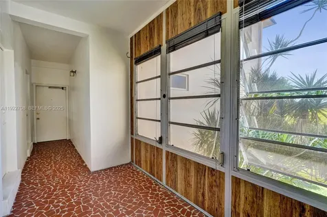 2441 SW 82nd Avenue Davie FL 33324