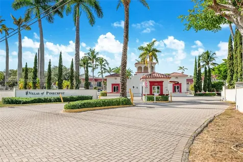8650 SW 67th Avenue Pinecrest FL 33156