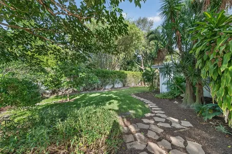 969 NW 8th Street Boca Raton FL 33486