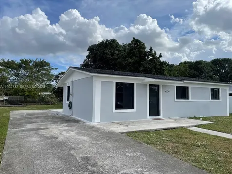 17231 NW 52nd Place Miami Gardens FL 33055