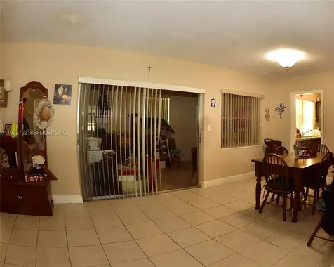 7508 Hayes Street Hollywood FL 33024