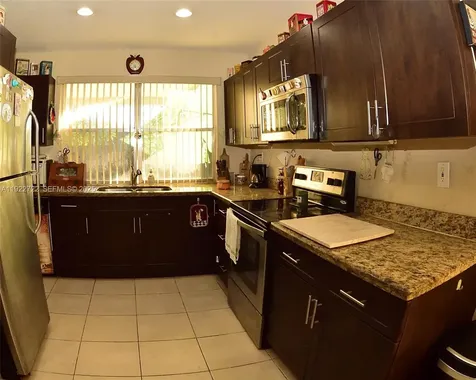 7508 Hayes Street Hollywood FL 33024