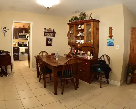 7508 Hayes Street Hollywood FL 33024