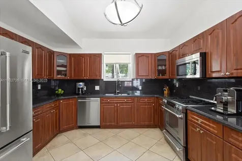 4190 Pamona Avenue Miami FL 33133