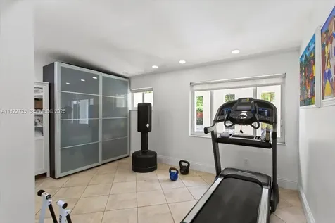 4190 Pamona Avenue Miami FL 33133