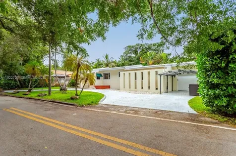 4190 Pamona Avenue Miami FL 33133