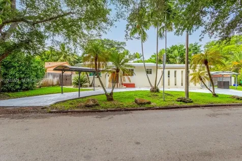 4190 Pamona Avenue Miami FL 33133