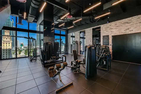 398 NE 5th Street Miami FL 33132