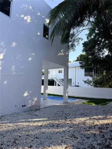 365 Buttonwood Shores Drive Key Largo FL 33037