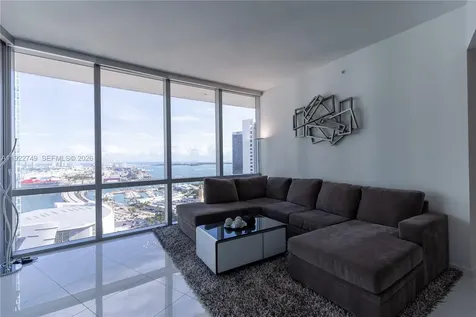 851 NE 1st Avenue Miami FL 33132