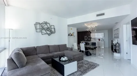 851 NE 1st Avenue Miami FL 33132