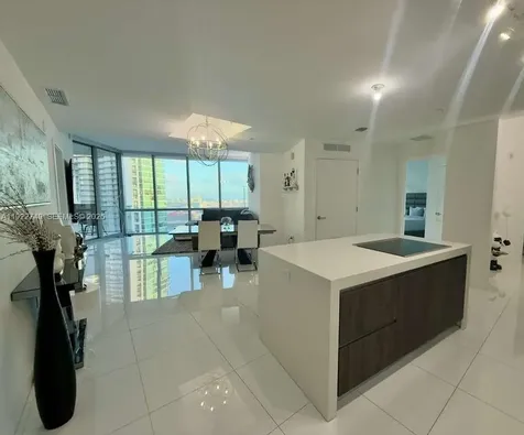 851 NE 1st Avenue Miami FL 33132