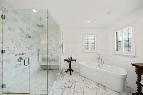 8800 SW 57 Avenue Pinecrest FL 33156