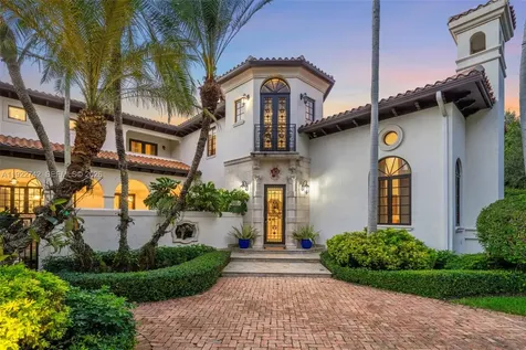 8800 SW 57 Avenue Pinecrest FL 33156
