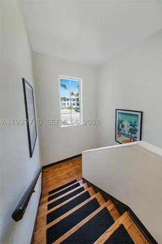 7124 Bay Drive Miami Beach FL 33141