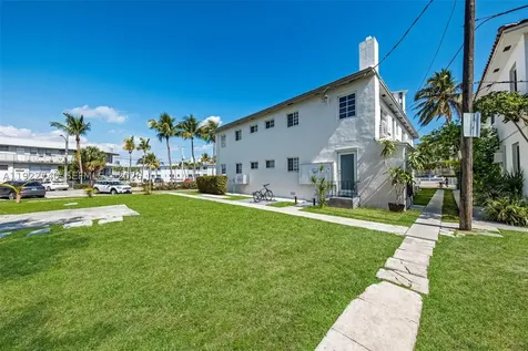 7124 Bay Drive Miami Beach FL 33141