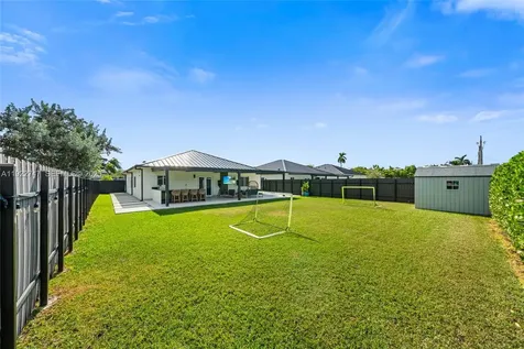 17341 SW 304th Street Homestead FL 33030