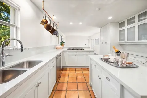 5181 La Gorce Drive Miami Beach FL 33140