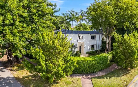 5181 La Gorce Drive Miami Beach FL 33140