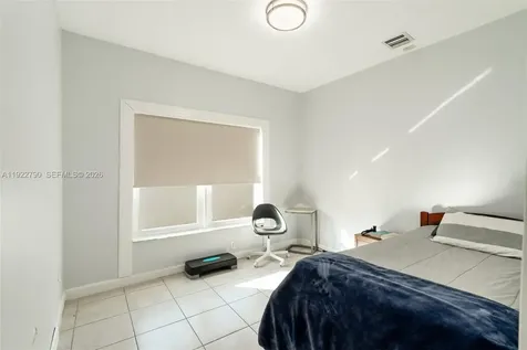 17082 NW 11th Street Pembroke Pines FL 33028