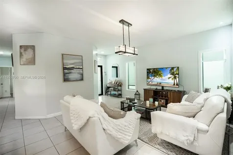 17082 NW 11th Street Pembroke Pines FL 33028