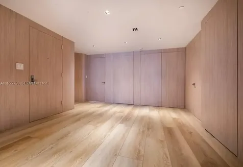 465 Brickell Avenue Miami FL 33131