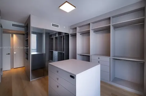 465 Brickell Avenue Miami FL 33131