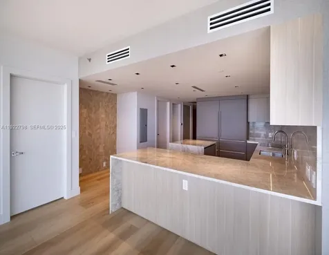 465 Brickell Avenue Miami FL 33131