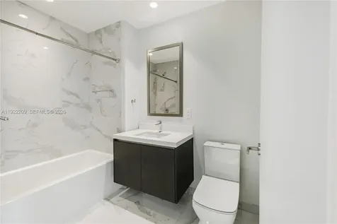 851 NE 1st Avenue Miami FL 33132