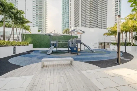 851 NE 1st Avenue Miami FL 33132