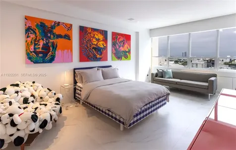 11 Island Avenue Miami Beach FL 33139