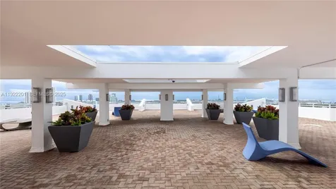 11 Island Avenue Miami Beach FL 33139