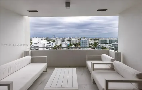 11 Island Avenue Miami Beach FL 33139