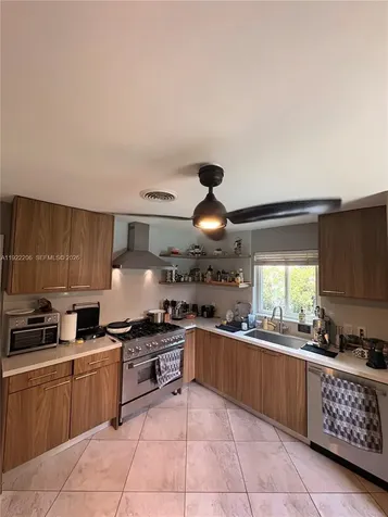 12125 NE 2nd Avenue North Miami FL 33161