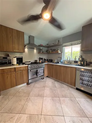 12125 NE 2nd Avenue North Miami FL 33161