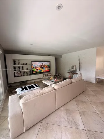 12125 NE 2nd Avenue North Miami FL 33161