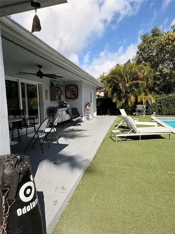 12125 NE 2nd Avenue North Miami FL 33161