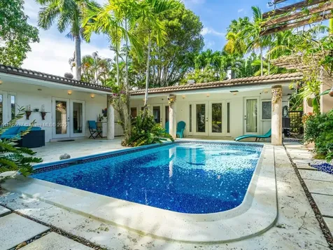 1930 NW 32nd Court Oakland Park FL 33309