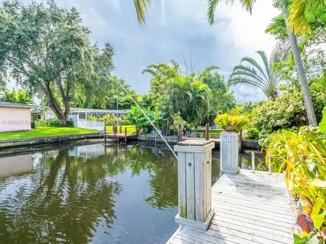 1930 NW 32nd Court Oakland Park FL 33309