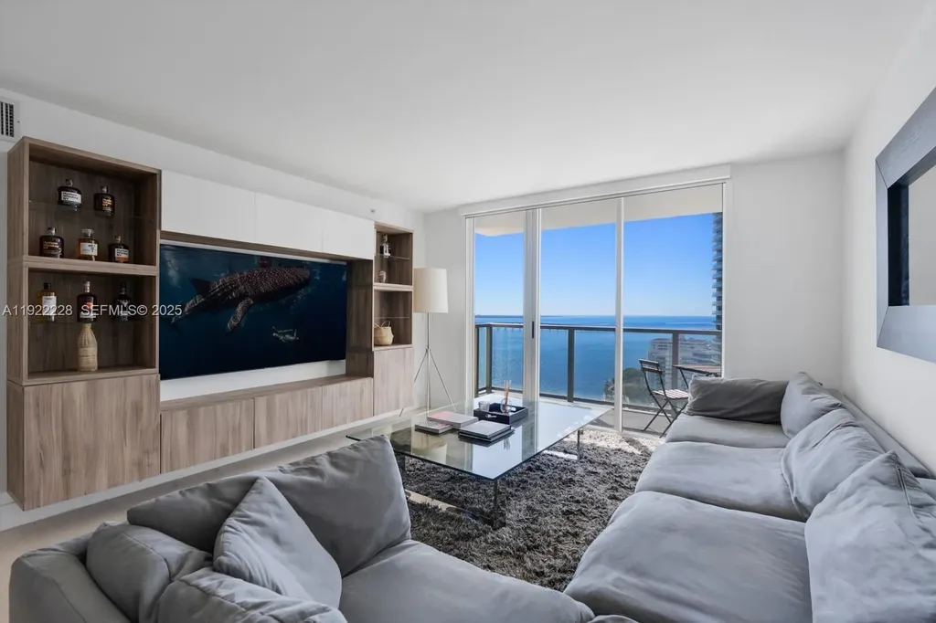 1155 Brickell Bay Drive Miami FL 33131