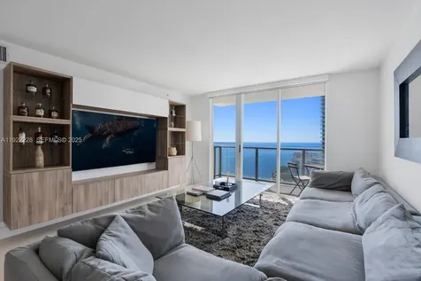 1155 Brickell Bay Drive Miami FL 33131
