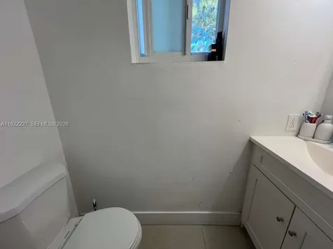 1480 NE 151st Street Miami FL 33162