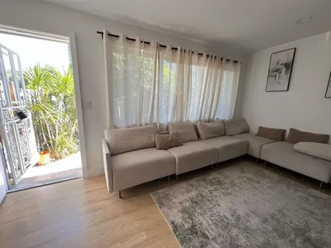 1480 NE 151st Street Miami FL 33162