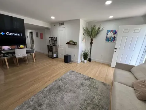 1480 NE 151st Street Miami FL 33162