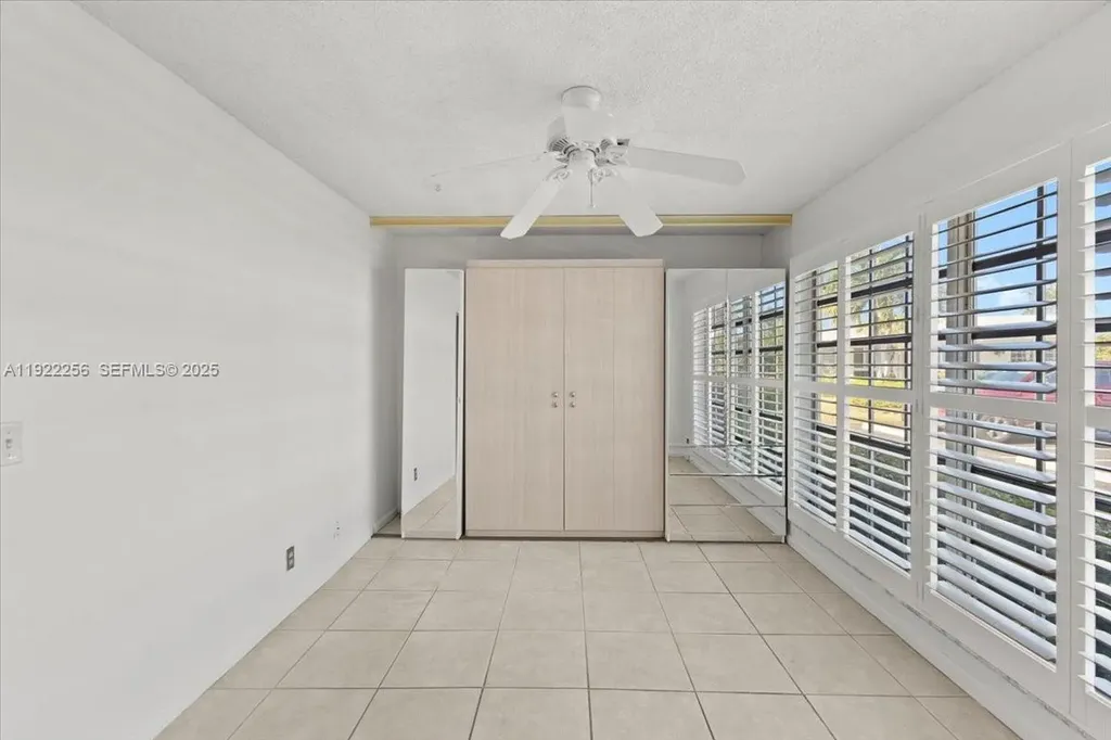 13752 S Via Flora Delray Beach FL 33484